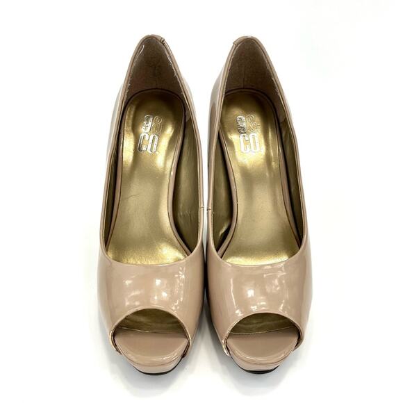 9 & CO Stiletto Pumps Size 7.5 Tan Faux Patent Leather Hidden Platform Peep-Toe - Picture 4 of 15